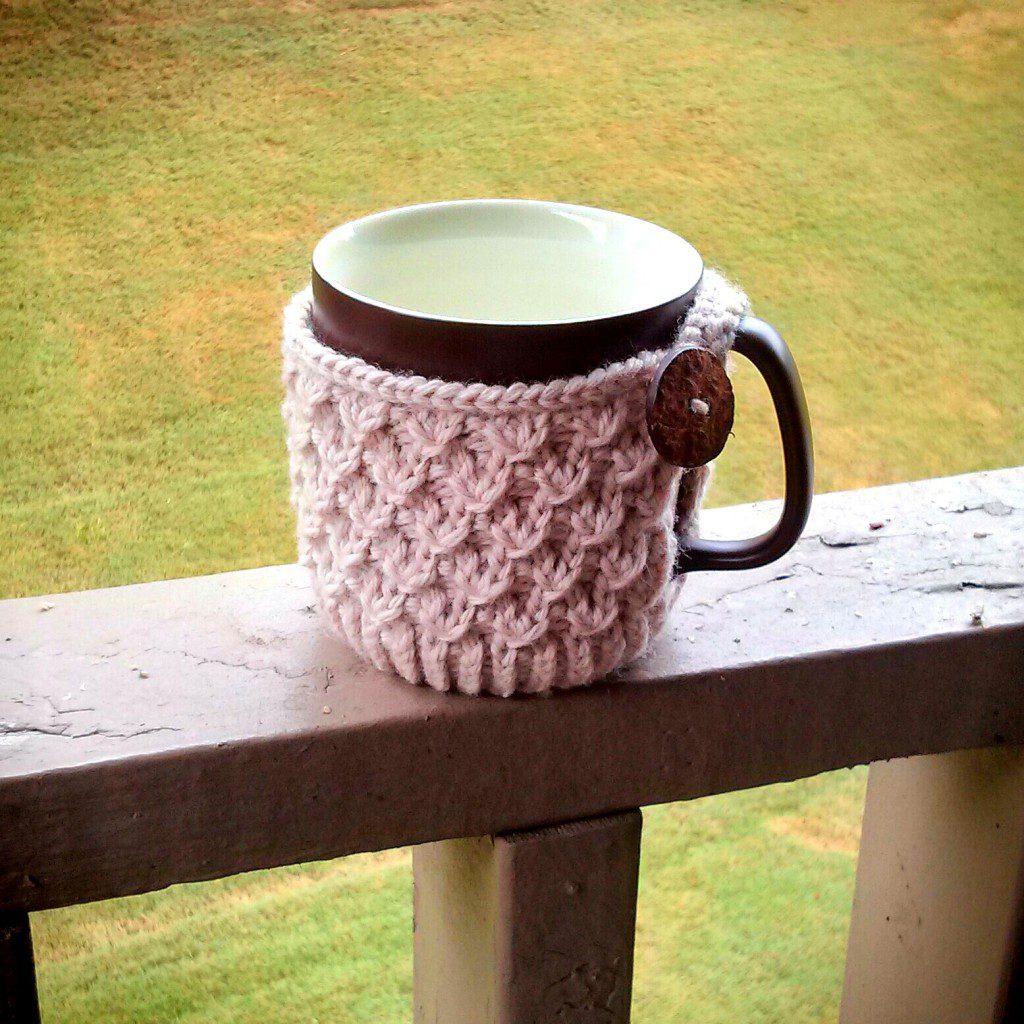 diagonal knot mug cozy