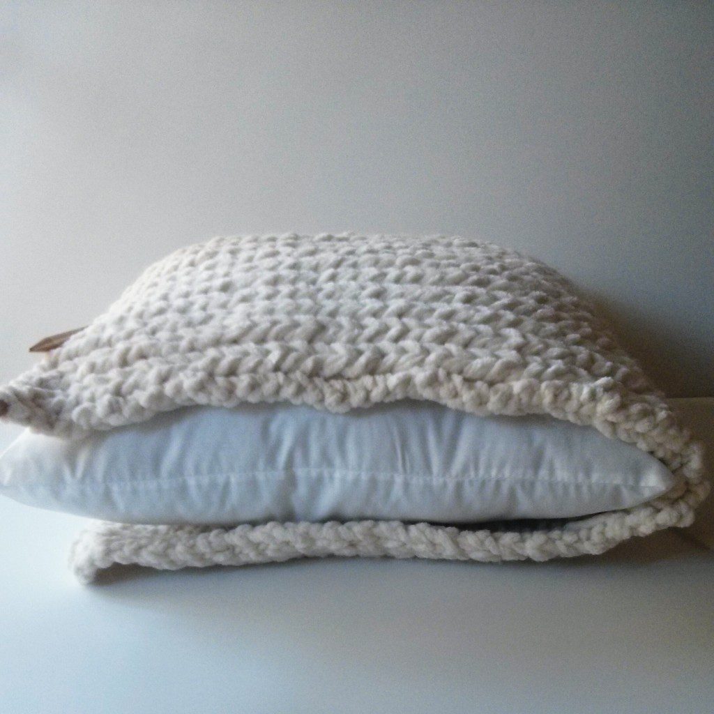 Measuring pillow