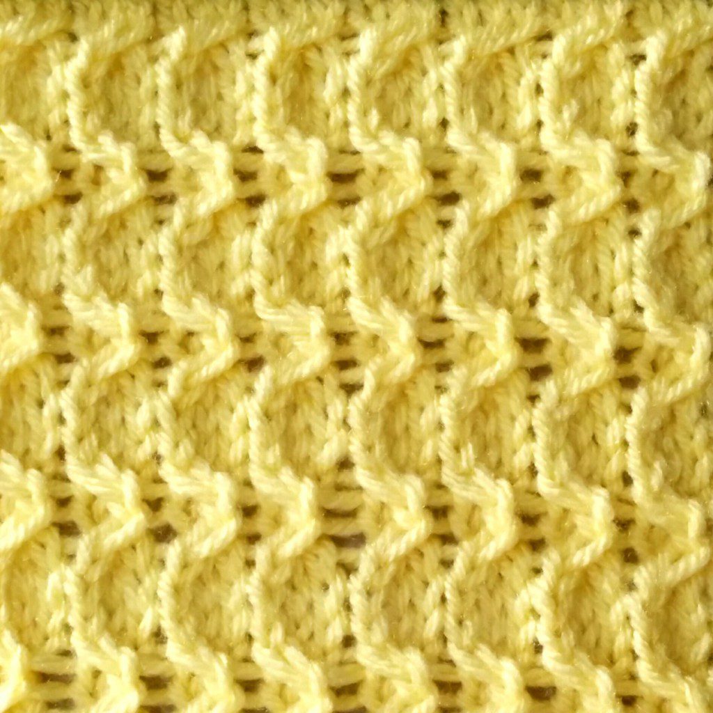 Crescent Stitch