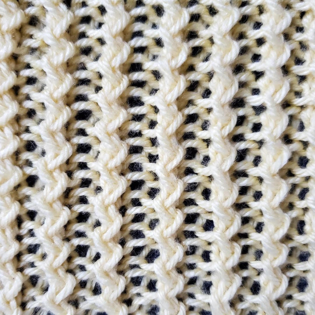 Rickrack Rib Stitch in the round