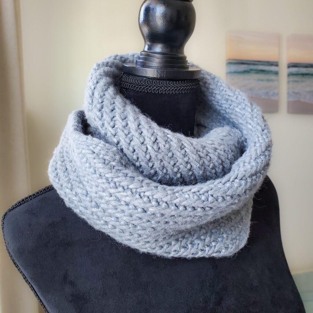 Half Woven Herringbone Infinity Scarf 2