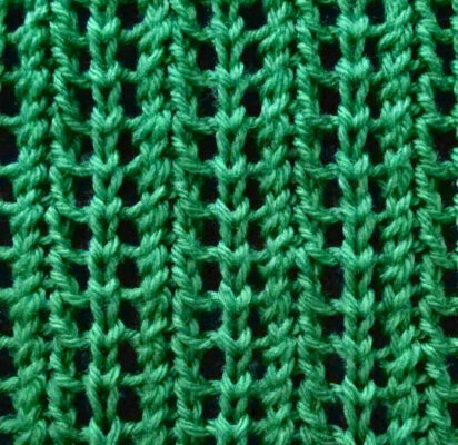 Vertical Feathered Lace Stitch in the round